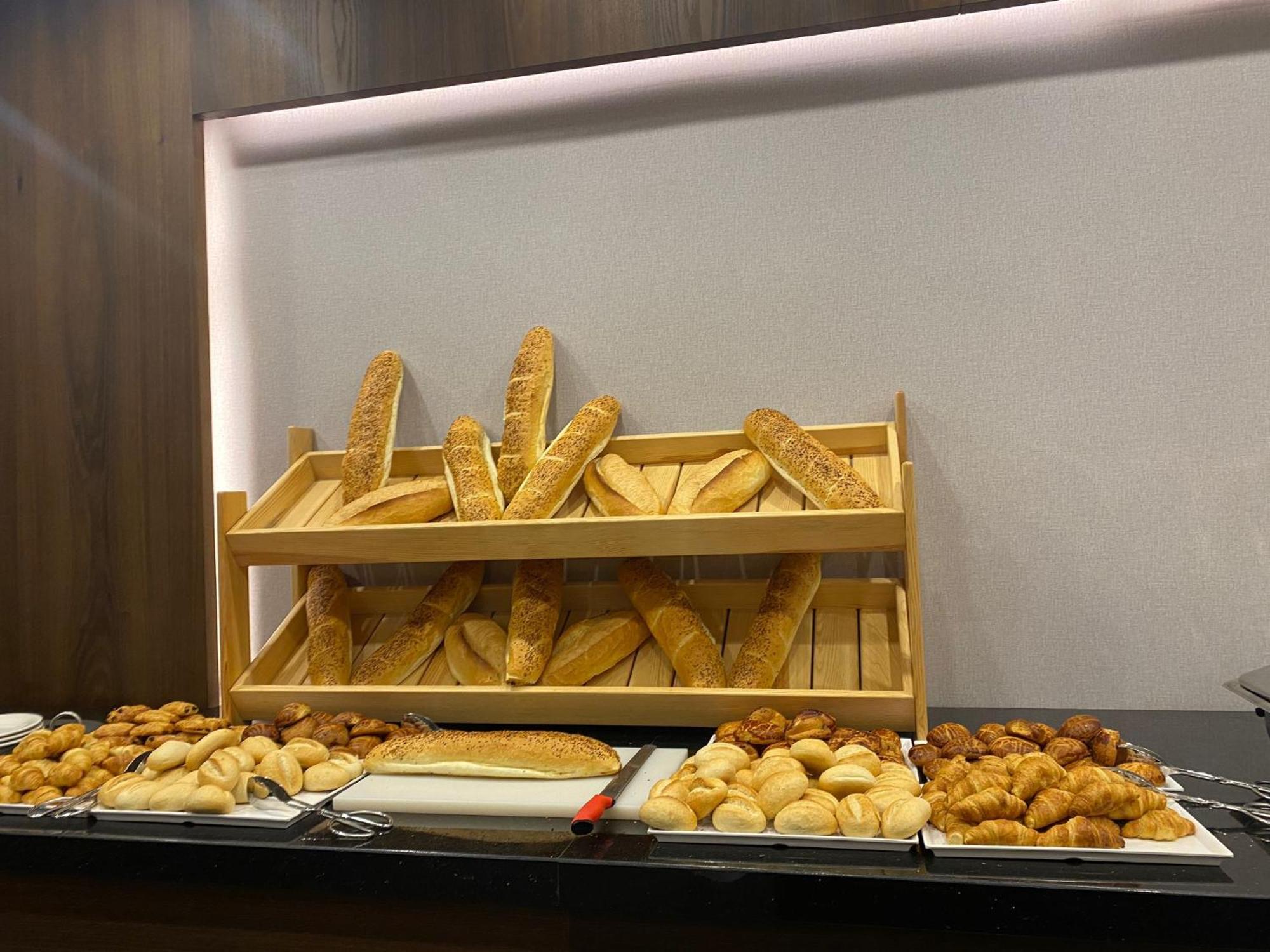 Ramada By Wyndham Istanbul Umraniye — Foto’s 1