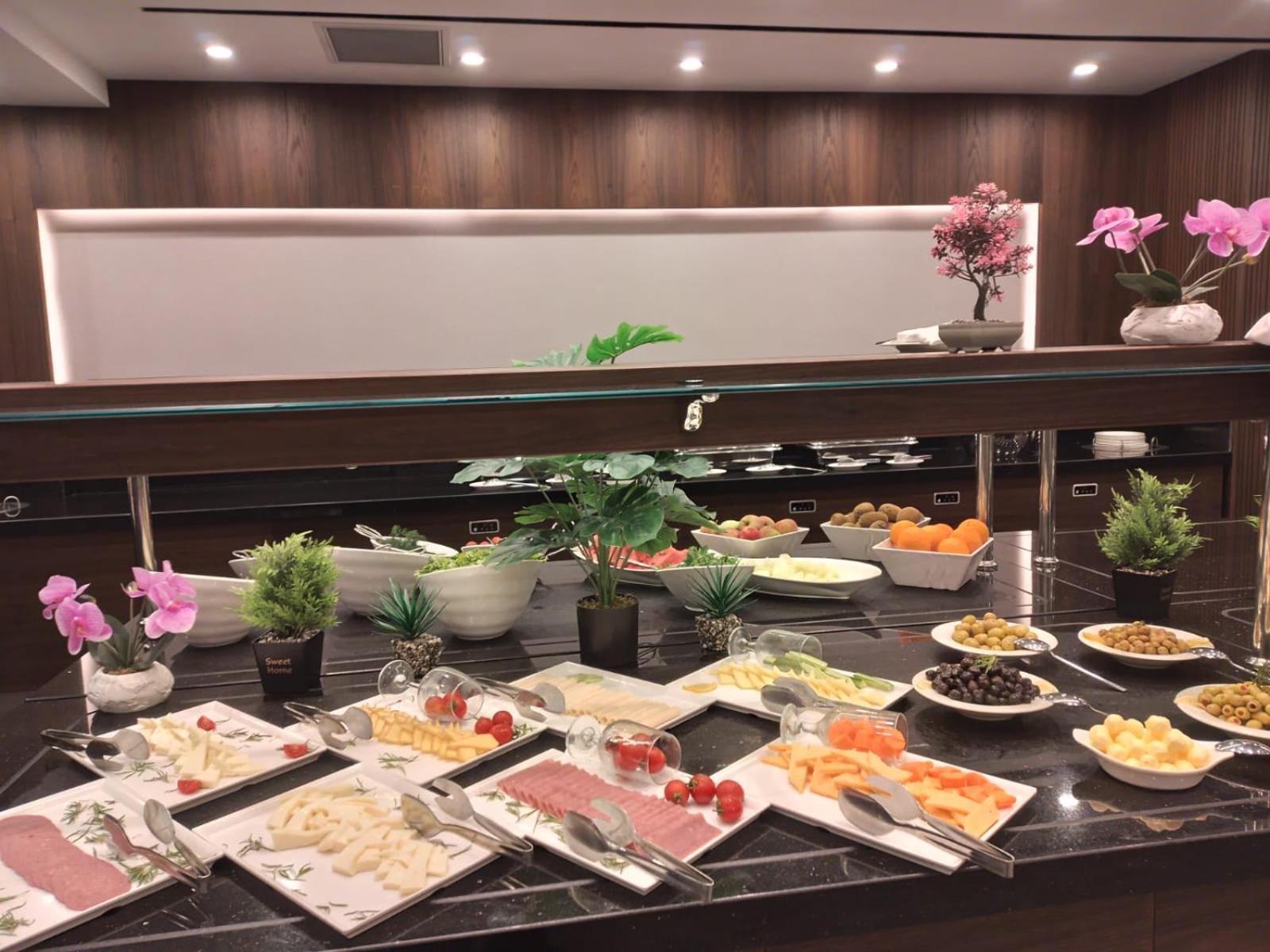 Ramada By Wyndham Istanbul Umraniye — Foto’s 2